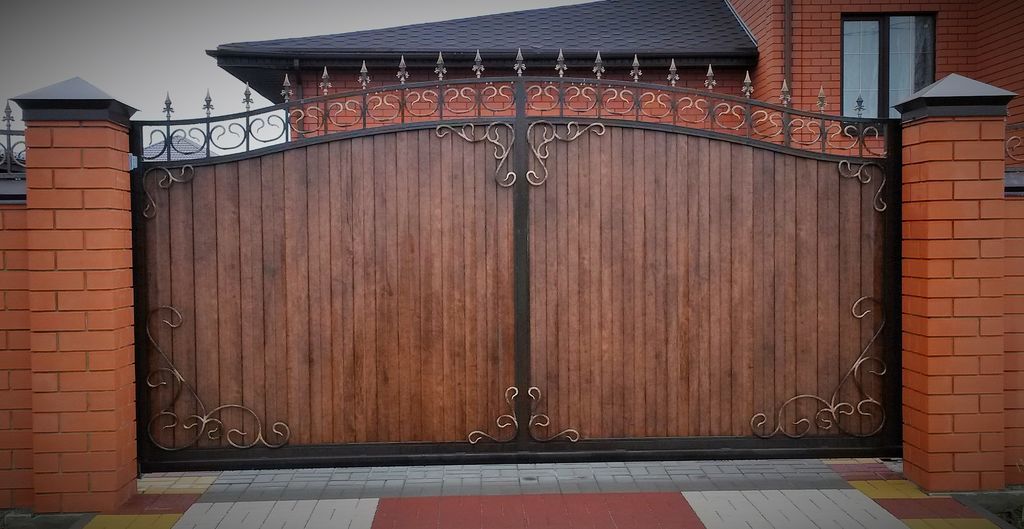 Купить простые ворота для дома: советы по выбору, установке и уходу в Кизляре от 32544 руб | ВоротМастер-Кзр